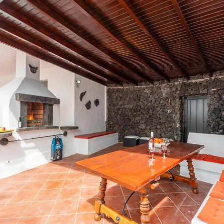 Villa Via Mare By Puerto del Carmen (Lanzarote)